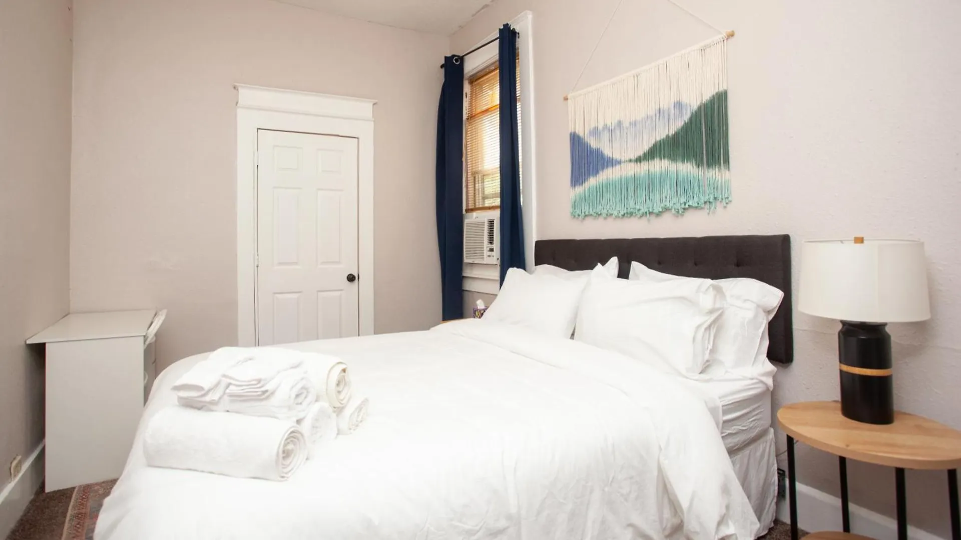 Your Midtown Hideout Near Overton Park Memphis Apartment